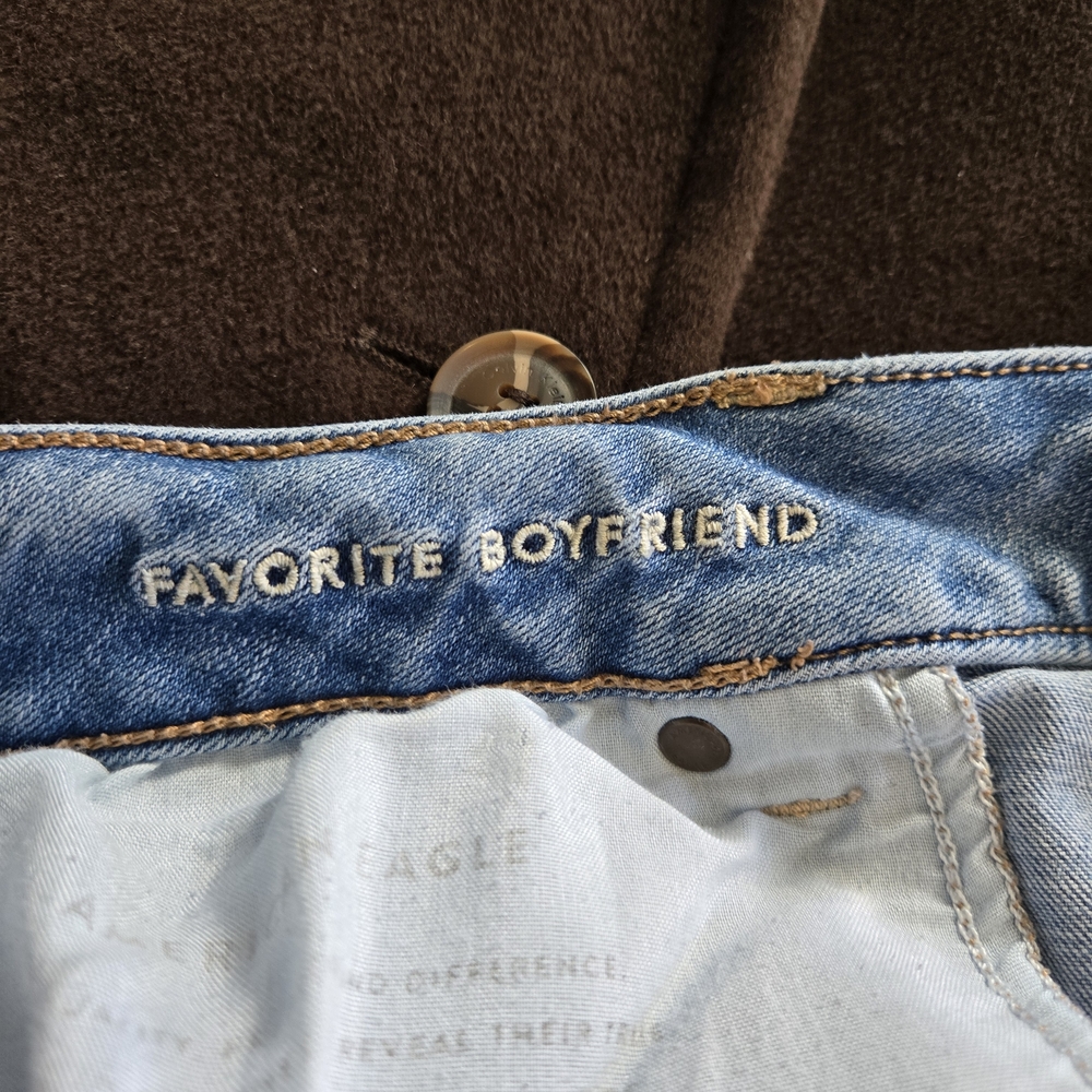 Classic Blue Women's Jeans - Picture 6 of 9